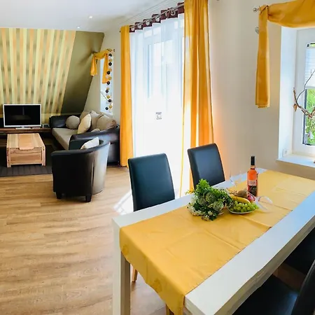 Ferienwohnungen Haus Sommerlust Кюлунгсборн Экстерьер фото